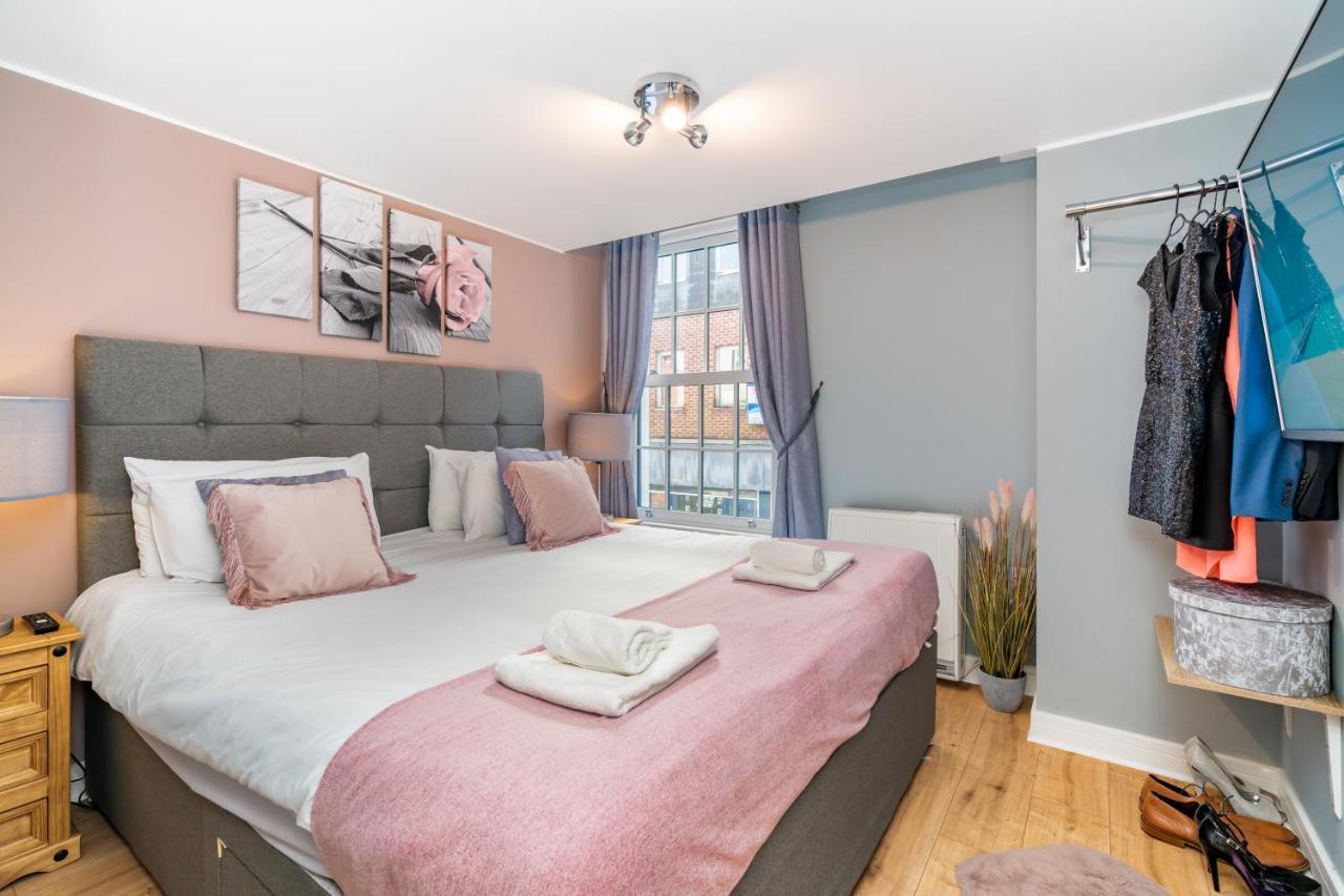 With 55” Smart Tv+netflix Appartement *